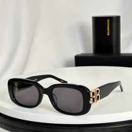 Picture of Balenciga Sunglasses _SKUfw56808243fw